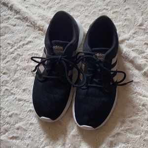 Women’s Adidas cloudfoam rose gold & lace Size 7